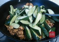 烧鸡吃瓜,夏日美食新风尚