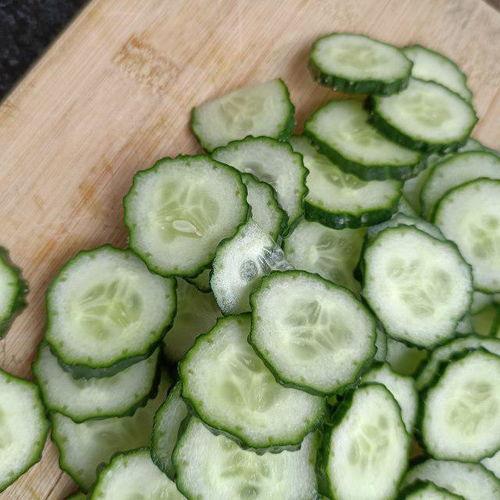 切片炒着吃的瓜,切片炒制，尽享夏日美味瓜果时光