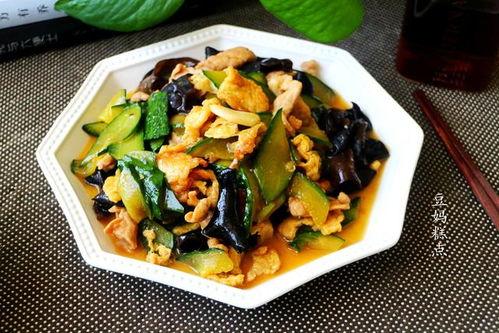 茄瓜鸡蛋能一起吃吗吗,茄瓜鸡蛋搭配禁忌探讨