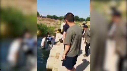 海边吃瓜现场视频,欢乐时光尽收眼底