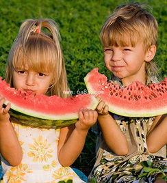 夏日吃瓜男孩头像