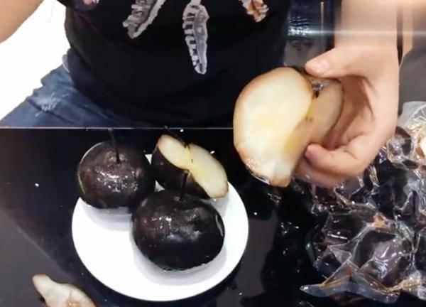 东北蛇精吃瓜,吃瓜群众的趣味生活揭秘